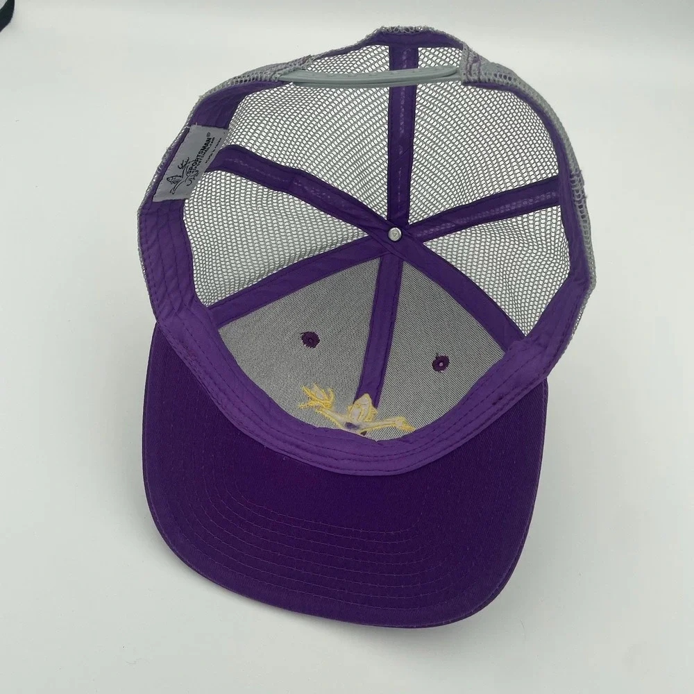 Sportsman men trucker
